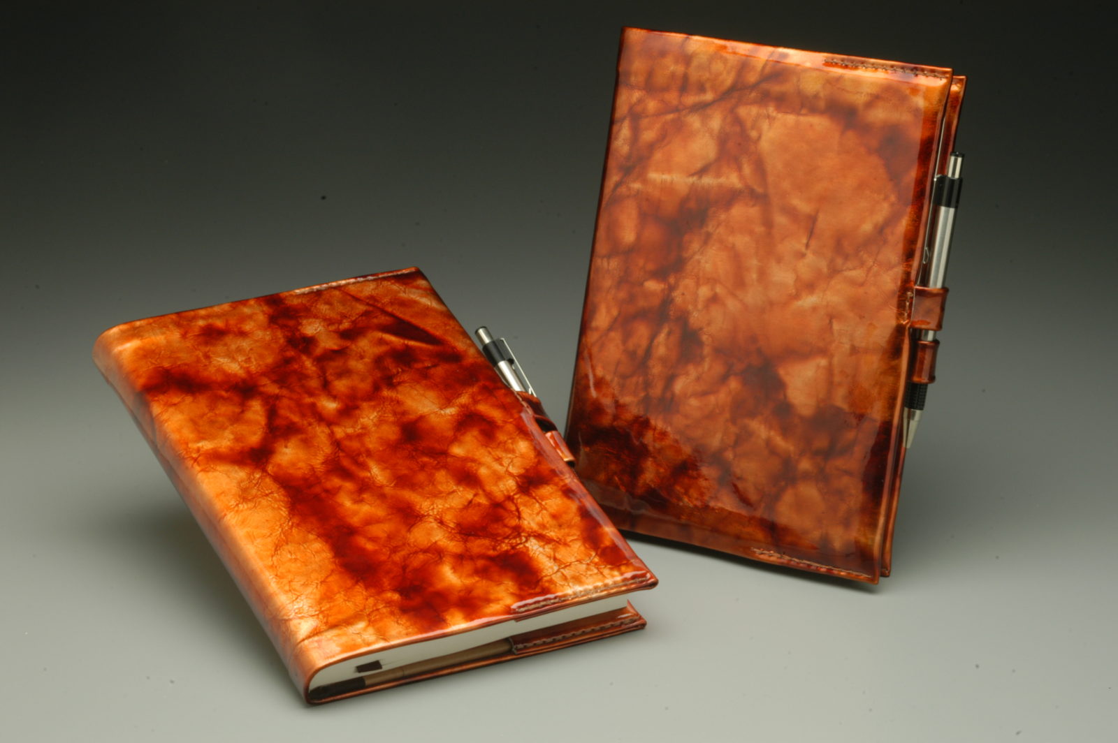 handmadeleatherboundjournals Diane Louise Paul, Leather Artisan